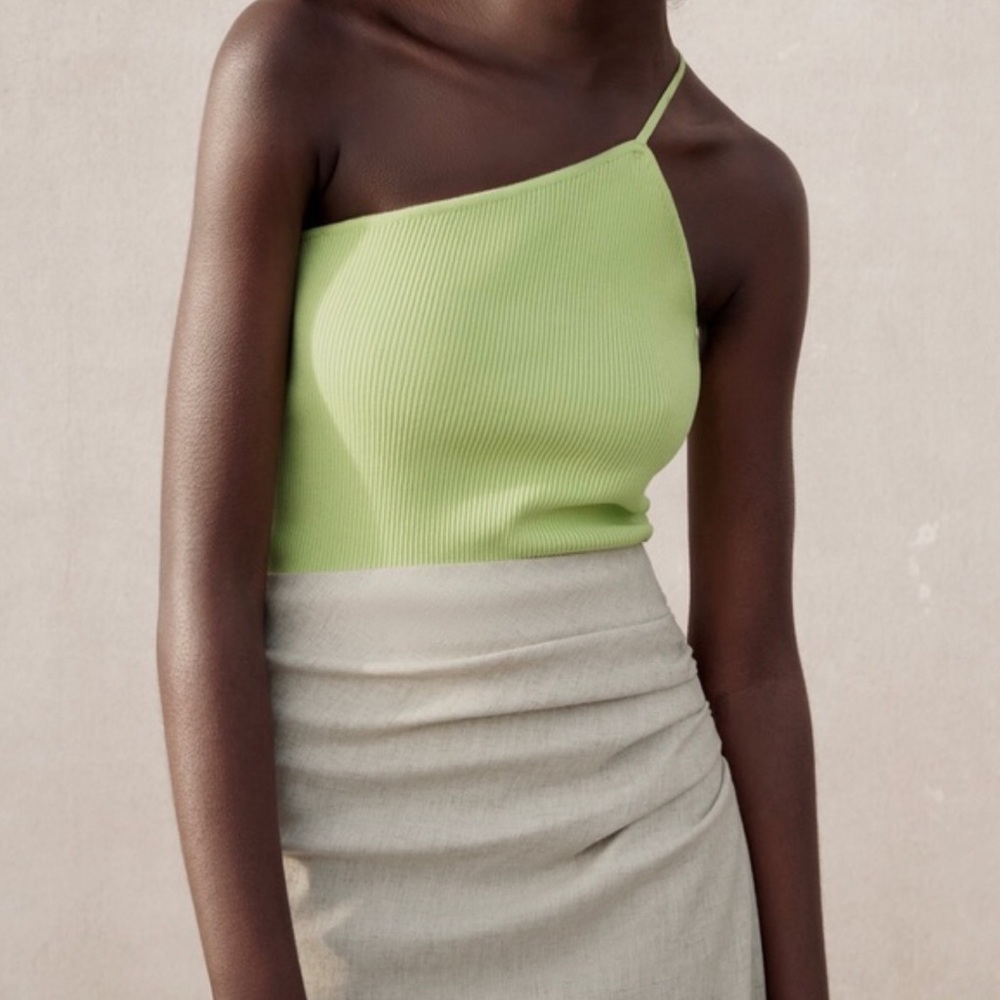 Zara Women’s One Shoulder Asymmetric Neon Lime Green Ribbed Tank Top, Size Small